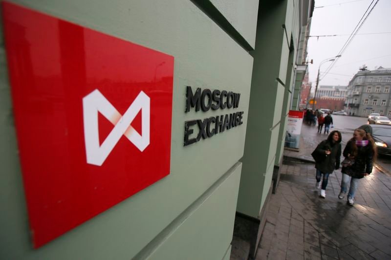 Moscow Exchange Index oil prices LUKOIL shares investor digest